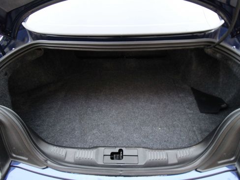 Used 2019 Ford Mustang GT image 38