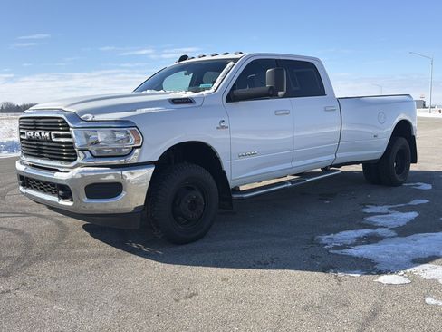 Used 2021 RAM 3500 Big Horn image 2