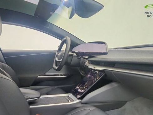 Used 2024 Lucid Air Touring AWD/4WD image 21