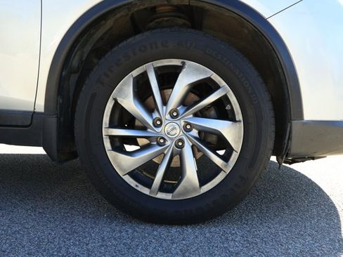 Used 2014 Nissan Rogue SL image 5