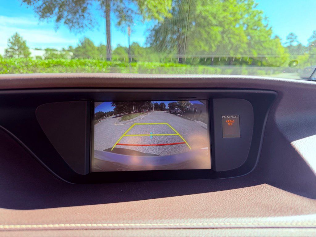 Used 2017 Lexus ES 350 w/ Accessory Package 2 FWD image 22