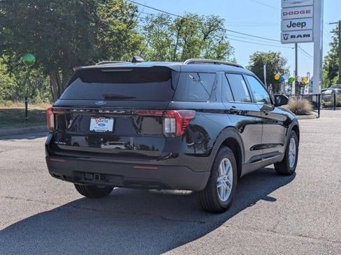 New 2026 Ford Explorer Active image 3