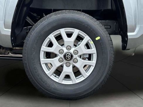 New 2026 Toyota Tacoma SR5 AWD/4WD image 31