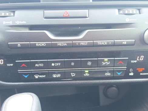Used 2016 Lexus RX 350 FWD w/ Premium Package image 16