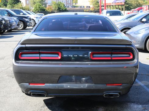 Used 2021 Dodge Challenger R/T image 5