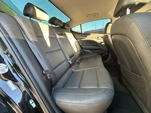 Used 2018 Hyundai Elantra Limited image 16