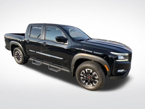 Used 2023 Nissan Frontier PRO-4X w/ Tow Package AWD/4WD image 9
