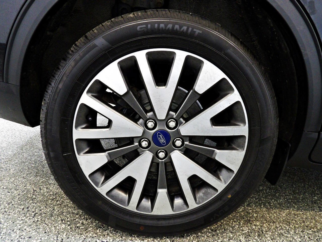 Used 2020 Ford Escape Titanium AWD/4WD image 22
