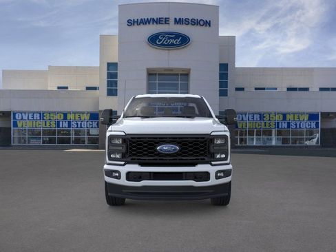 New 2025 Ford F350 XL w/ STX Appearance Package AWD/4WD image 6