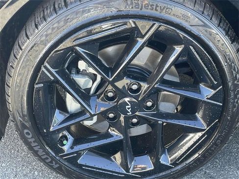 New 2025 Kia K4 GT-Line Turbo image 9