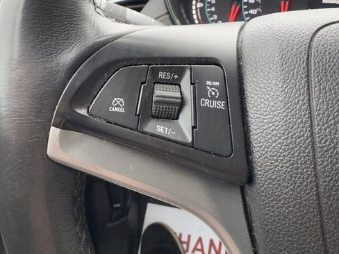 Used 2017 Chevrolet Trax LT w/ LT Convenience Package image 22