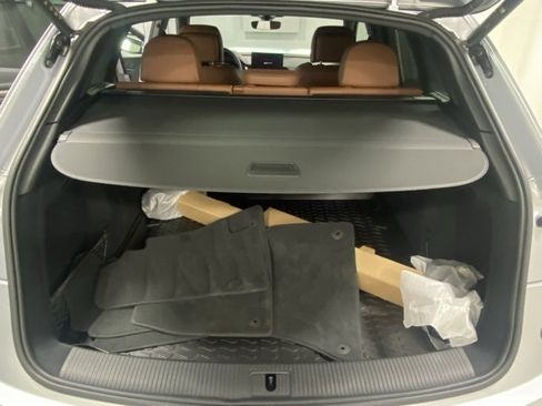 Used 2025 Audi Q5 2.0T Premium Plus image 9