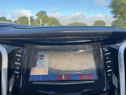 Used 2020 Cadillac Escalade Platinum AWD/4WD image 25