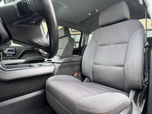 Used 2018 Chevrolet Silverado 1500 LT w/ All Star Edition image 21