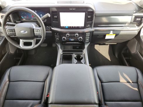 New 2026 Ford F250 Lariat w/ Chrome Package image 25