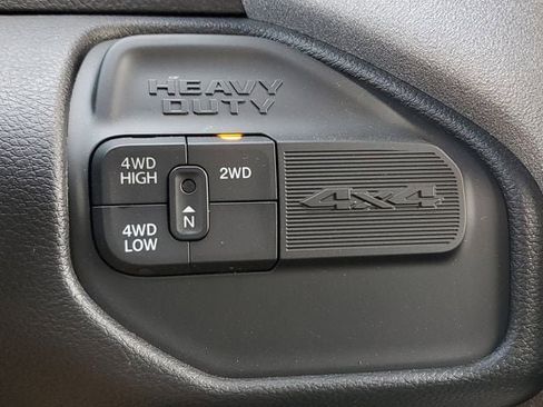 New 2024 RAM 2500 Tradesman image 36