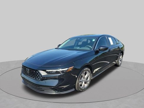 Used 2024 Honda Accord EX image 11