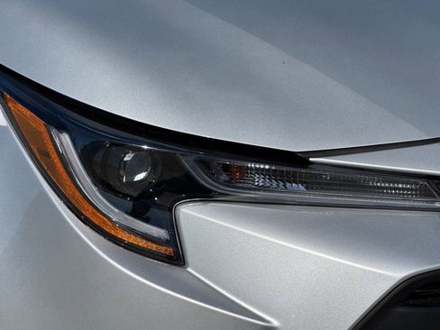 Used 2025 Toyota Corolla LE image 9