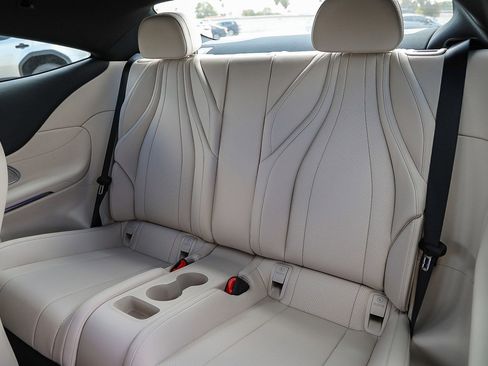 Used 2025 Mercedes-Benz CLE 300 4MATIC Coupe image 19