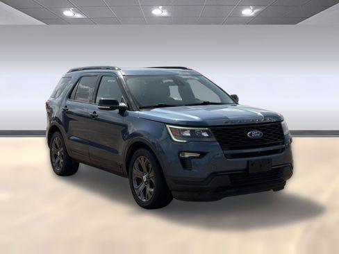 Used 2018 Ford Explorer Sport w/ Equipment Group 401A AWD/4WD image 7