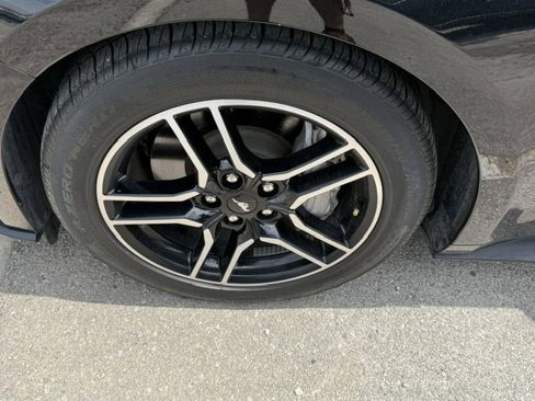 Used 2022 Ford Mustang GT Premium image 8