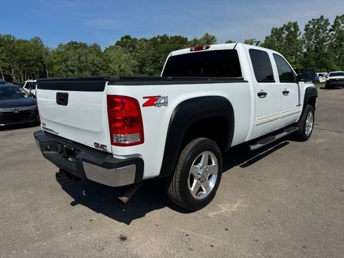 Used 2014 GMC Sierra 2500 SLE AWD/4WD image 5