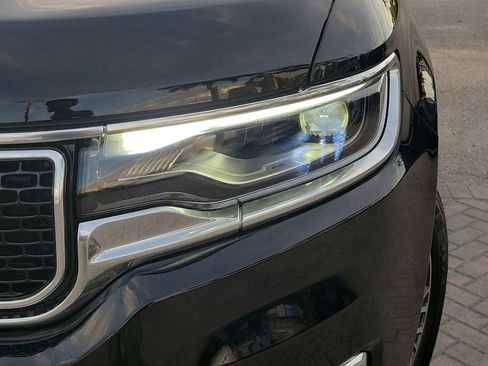 New 2025 Jeep Wagoneer 2WD w/ Convenience Group I image 16