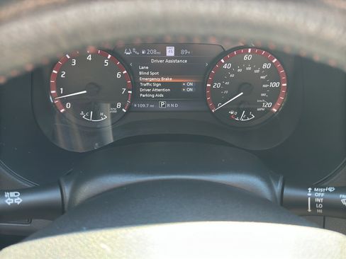 Used 2022 Nissan Frontier Pro-X image 14