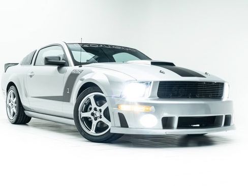 Used 2008 Ford Mustang GT RWD image 5