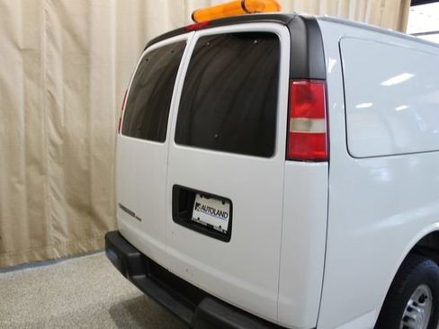 Used 2008 Chevrolet Express 3500 image 5