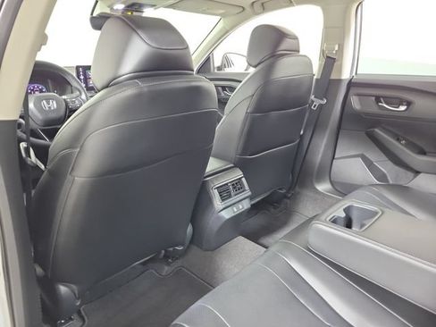 Used 2024 Honda Accord EX-L image 11