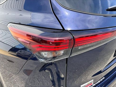 Used 2026 Toyota Highlander XLE AWD/4WD image 35