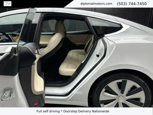 Used 2020 Tesla Model S Long Range Plus image 20