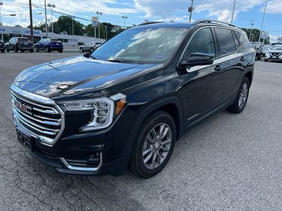 Used 2024 GMC Terrain SLT