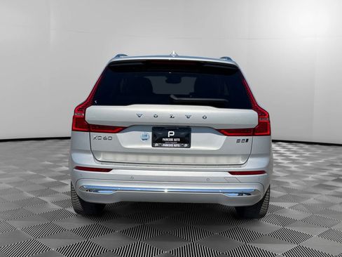 Used 2023 Volvo XC60 B5 Ultimate w/ Climate Package image 4