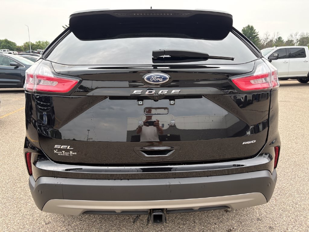 Used 2024 Ford Edge SEL w/ Convenience Package AWD/4WD image 7