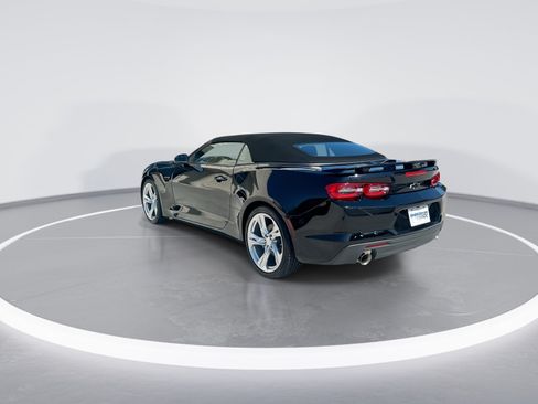 Used 2023 Chevrolet Camaro LT w/ Technology Package RWD image 7