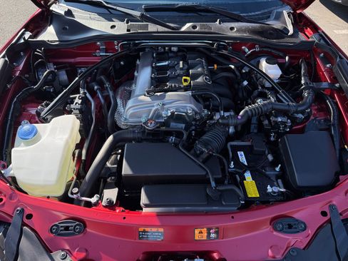 New 2025 MAZDA MX-5 Miata Club w/ Brembo/BBS Recaro Package image 18