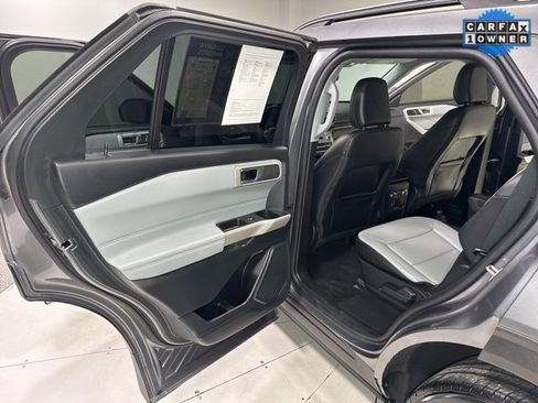 Used 2021 Ford Explorer XLT w/ Equipment Group 202A image 24