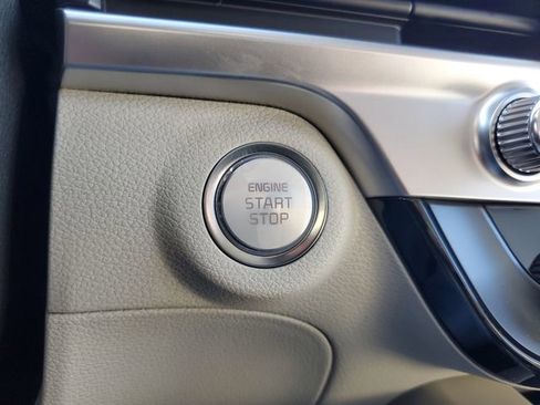 New 2025 Kia Telluride S image 29