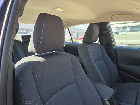 Certified 2025 Toyota Corolla LE image 15
