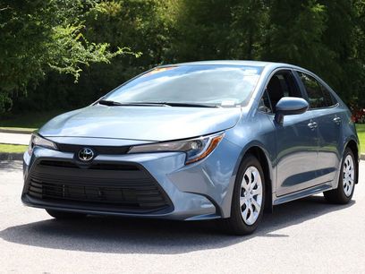 Used 2025 Toyota Corolla LE