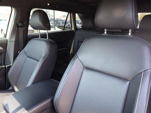 Used 2020 Volkswagen Atlas Cross Sport SE w/ Panoramic Sunroof Package AWD/4WD image 16