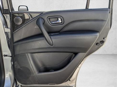 Used 2021 INFINITI QX80 Luxe image 29