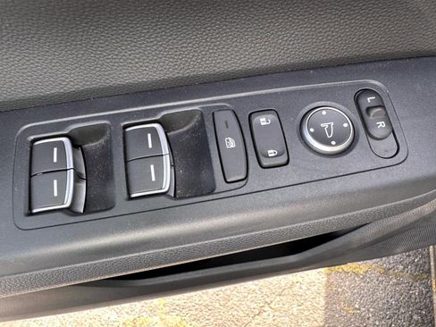 Used 2024 Honda CR-V EX-L image 9