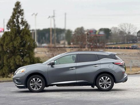 Used 2017 Nissan Murano SV image 6