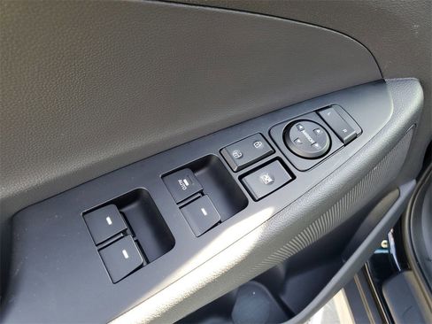 Used 2021 Hyundai Tucson Sport image 21