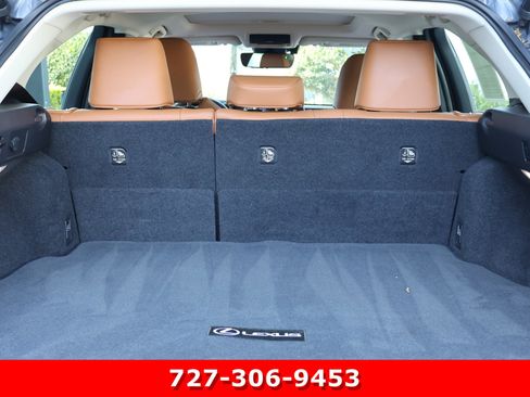 Used 2019 Lexus UX 250h w/ Premium Package AWD/4WD image 20