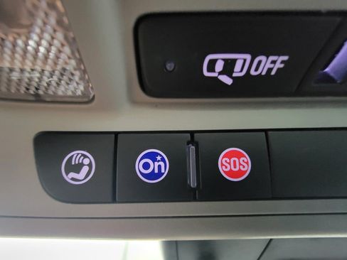 Used 2023 Chevrolet Malibu RS FWD image 27