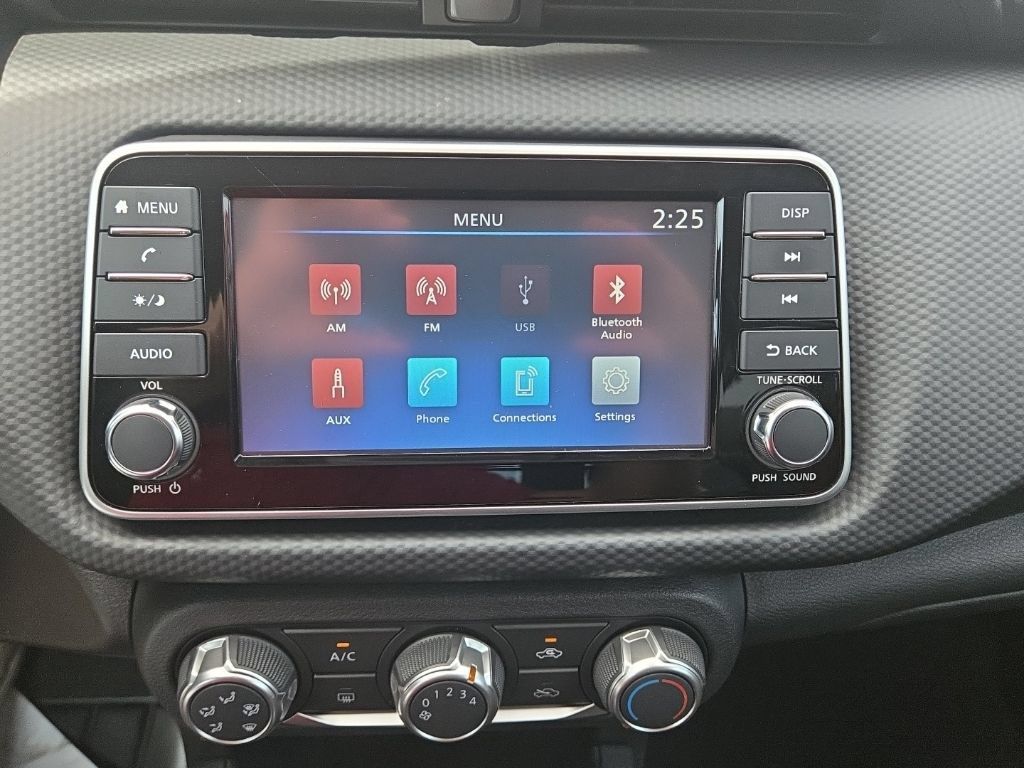 Used 2025 Nissan Kicks Play S FWD image 26